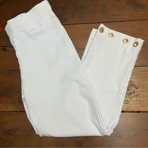 Womens White Stretch Elastic Waist Capris With Hem Embellishments Size 12